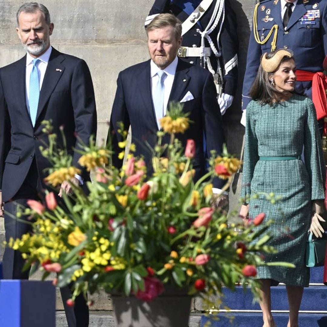 Los reyes Felipe y Letizia, recibidos por Guillermo y Máxima de Países Bajos en Ámsterdam con una bienvenida oficial