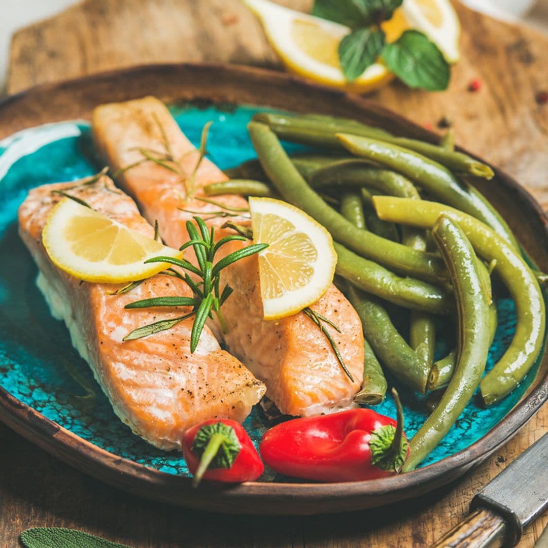 Salmón a la plancha con judías verdes