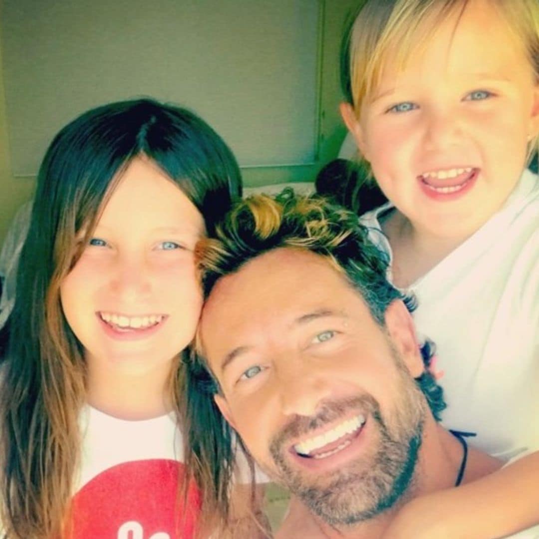 Gabriel Soto disfruta de unas vacaciones por la Riviera Maya, en compañía de sus hijas