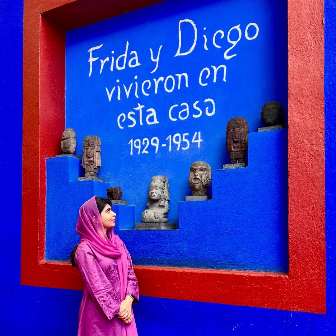 Malala Yousafzai en el Museo Frida Kahlo