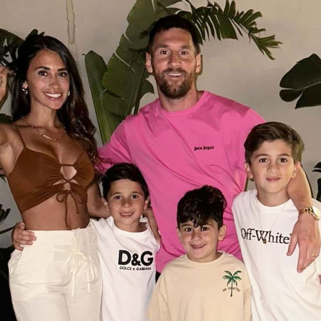 De Leo Messi y Antonela a Paula Echevarría, los mejores posados de las 'celebs' para recibir el 2024