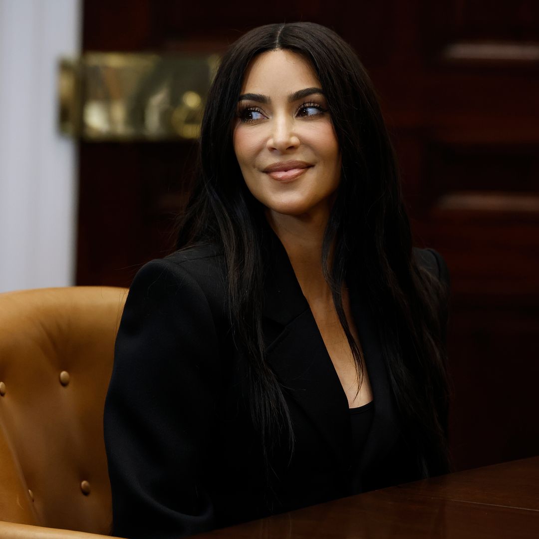 ¿Por qué Kim Kardashian defiende a los tristemente famosos hermanos Menéndez? Exponemos sus argumentos