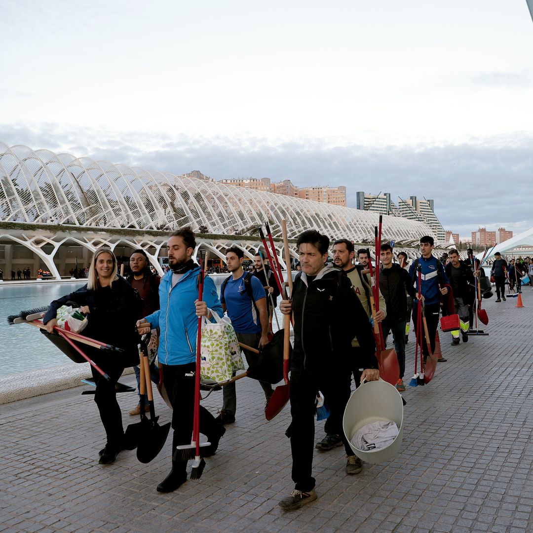 Voluntarios viajando para ayudar