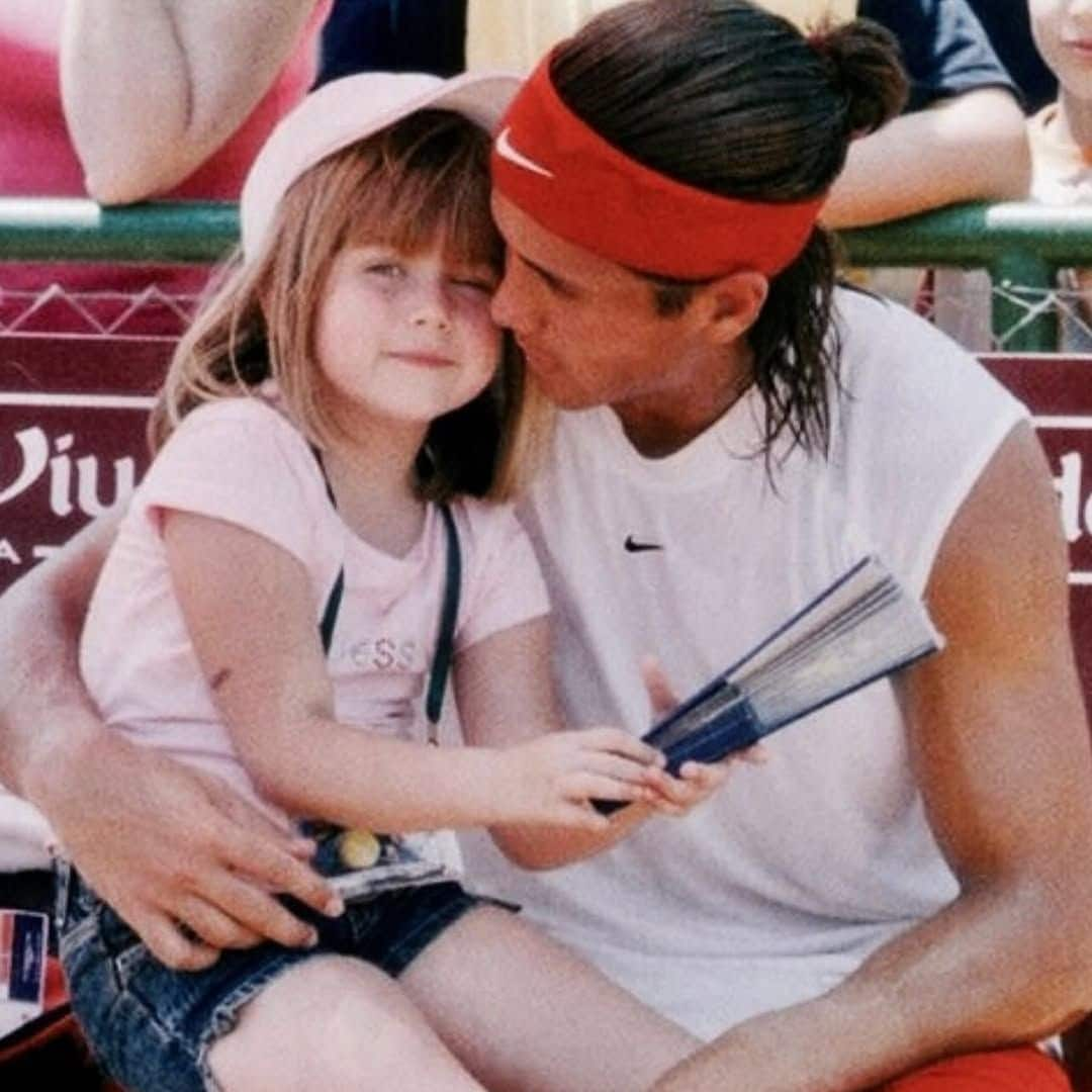 Ana, la hermana pequeña de Fernando Verdasco, emociona al tenista (y a toda la familia) con una carta tras retirarse