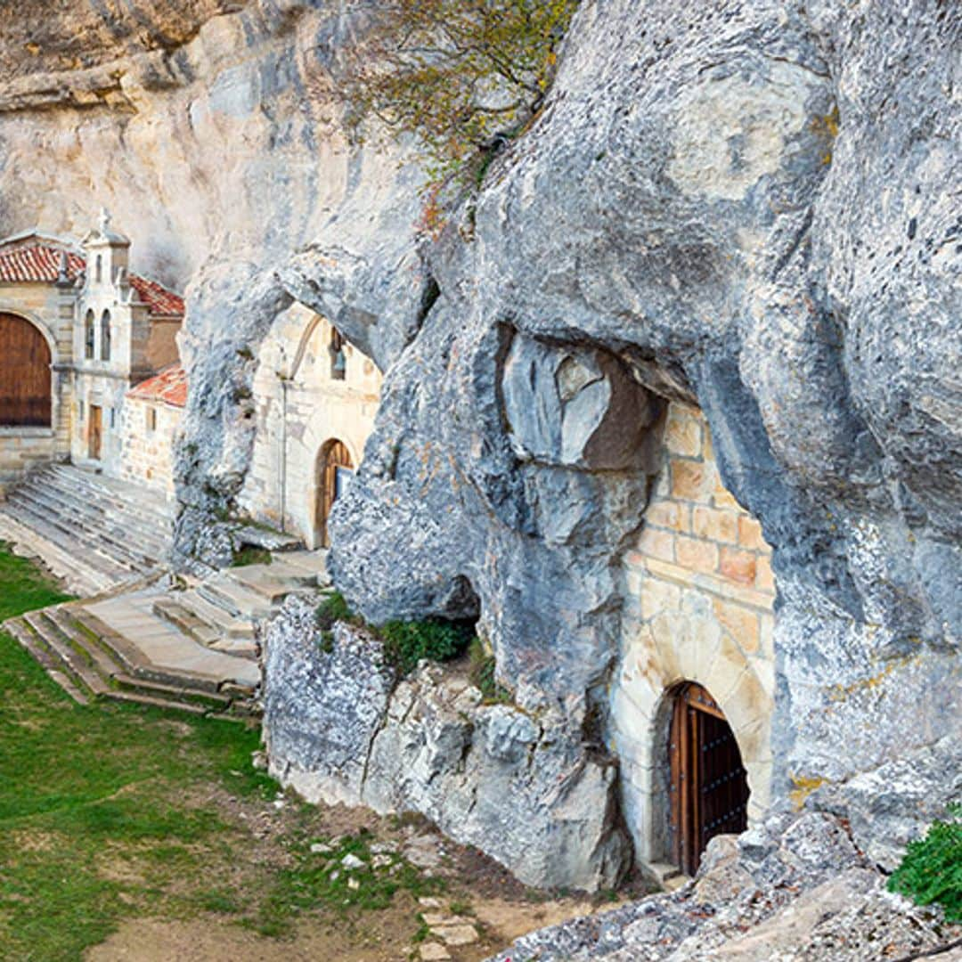 Cueva y ermita de ojo Guareña, el mejor descubrimiento en Burgos