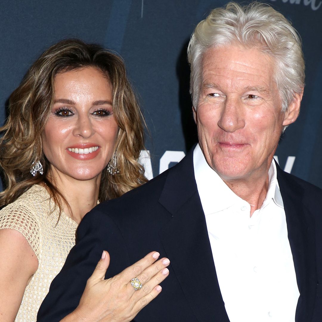 Alejandra Gere celebra su cumpleaños: de fiesta 'mexicana' con sus hijos... y Richard Gere guitarra en mano