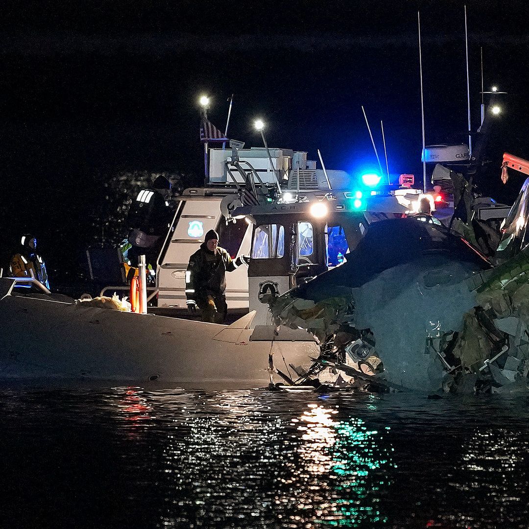 Las imágenes más impactantes del terrible accidente aéreo que han dado la vuelta al mundo