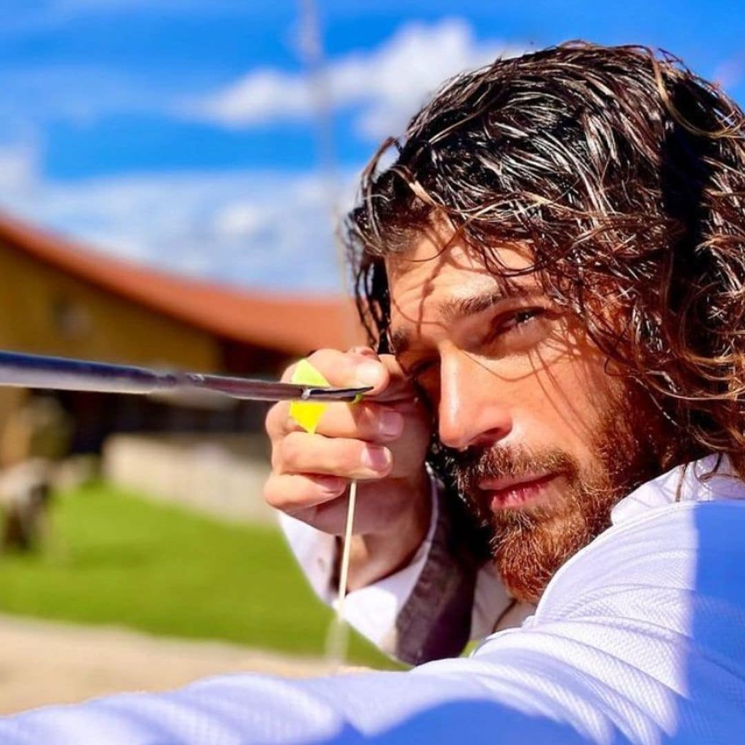 Can Yaman se muda a Hungría para convertirse en un héroe en 'El turco'