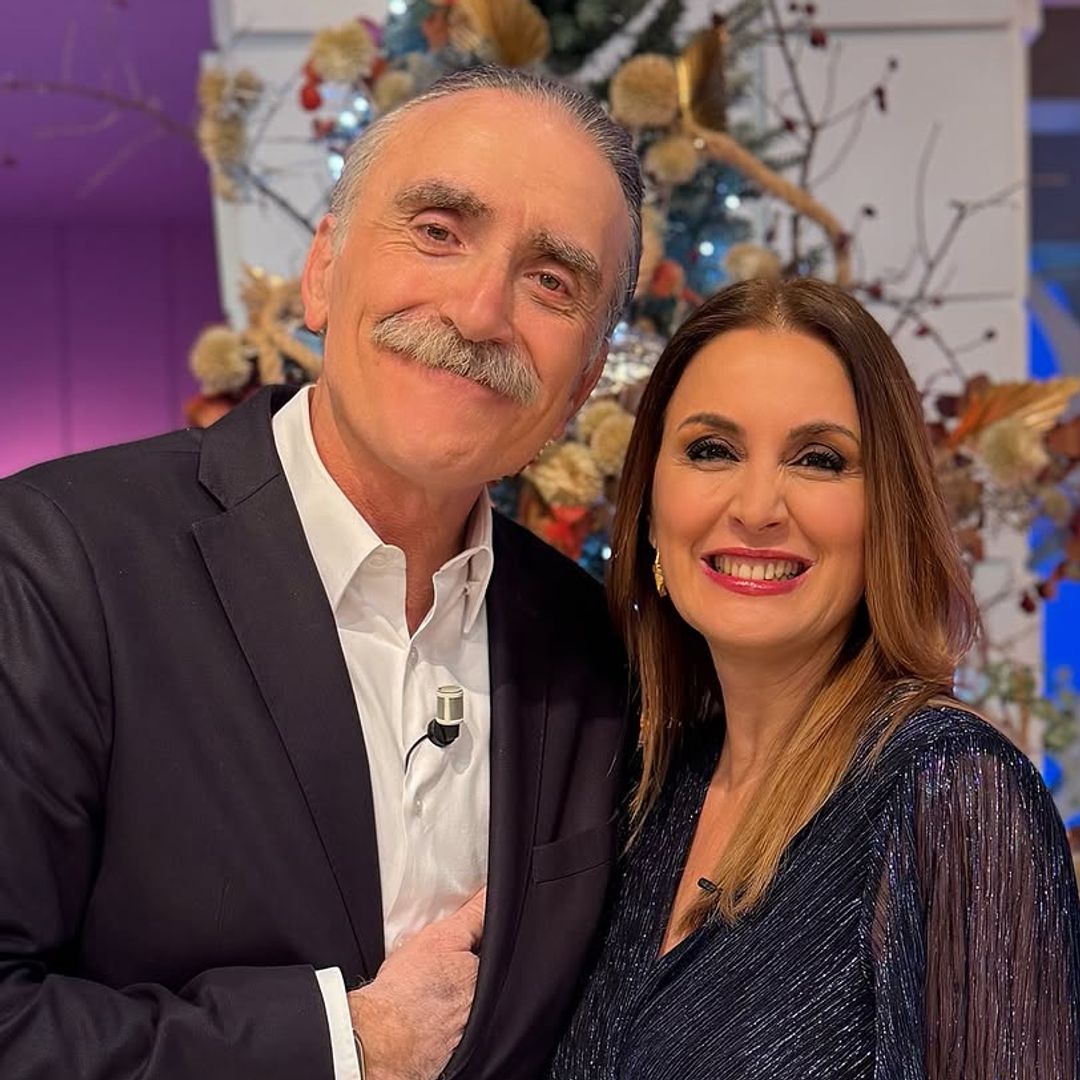 Así es Eva Ruiz, la presentadora de Canal Sur con la que relacionan a Juan y Medio