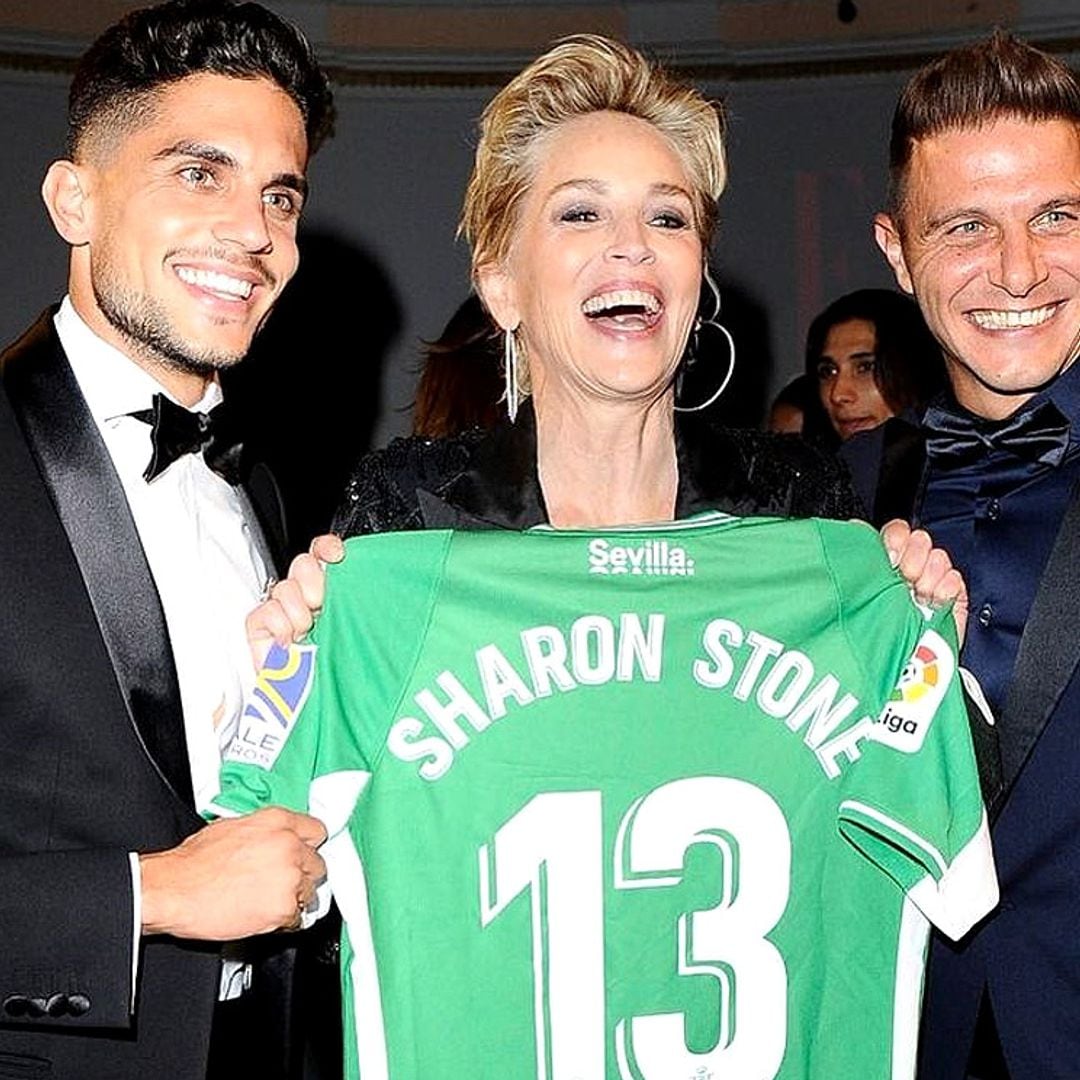 De la abuela del rey Felipe a Sharon Stone: el Real Betis conquista a 'royals' y 'celebs'