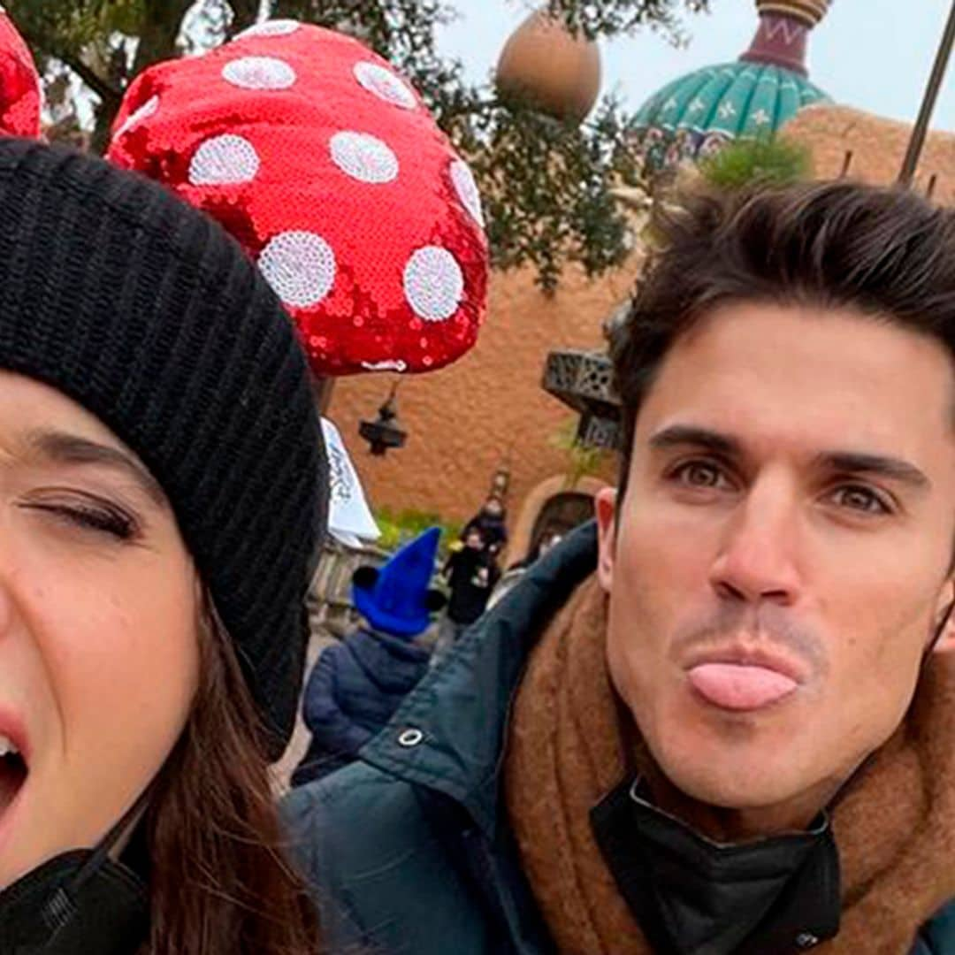 El mágico fin de semana de Álex González y María Pedraza disfrutando de su amor en Disneyland París