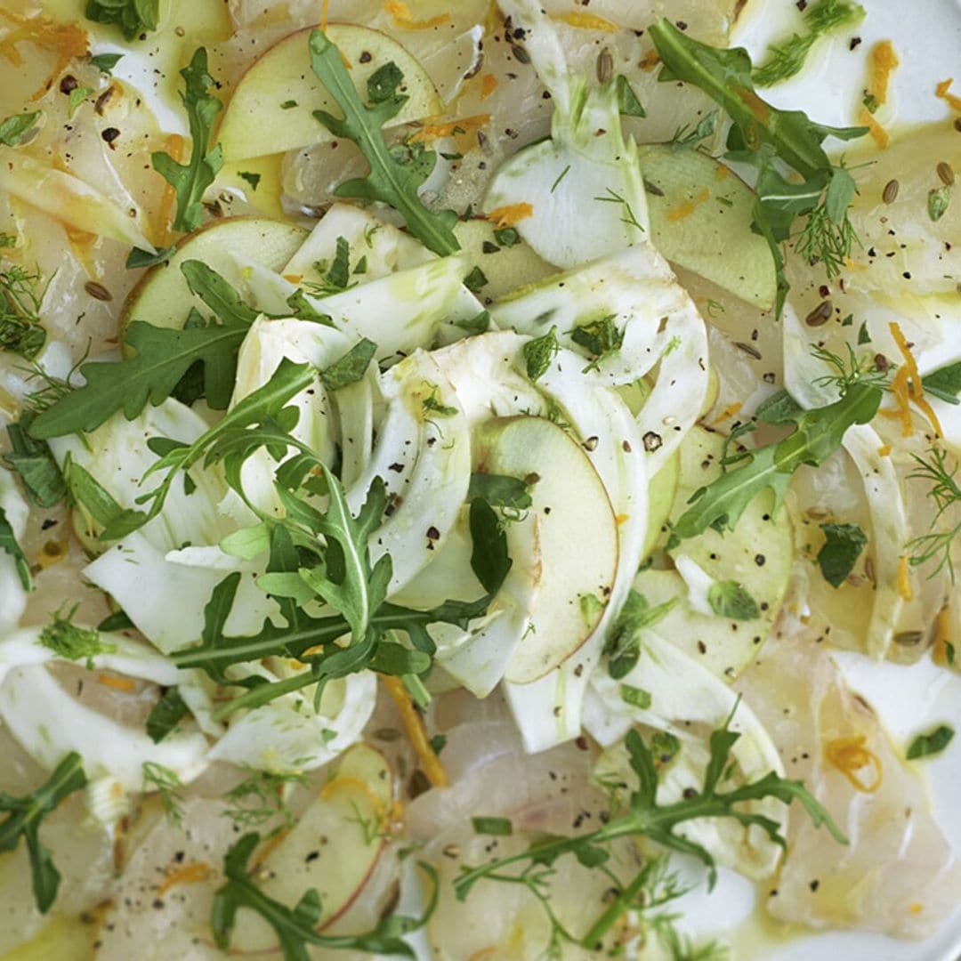 'Carpaccio' de bacalao con pera e hinojo