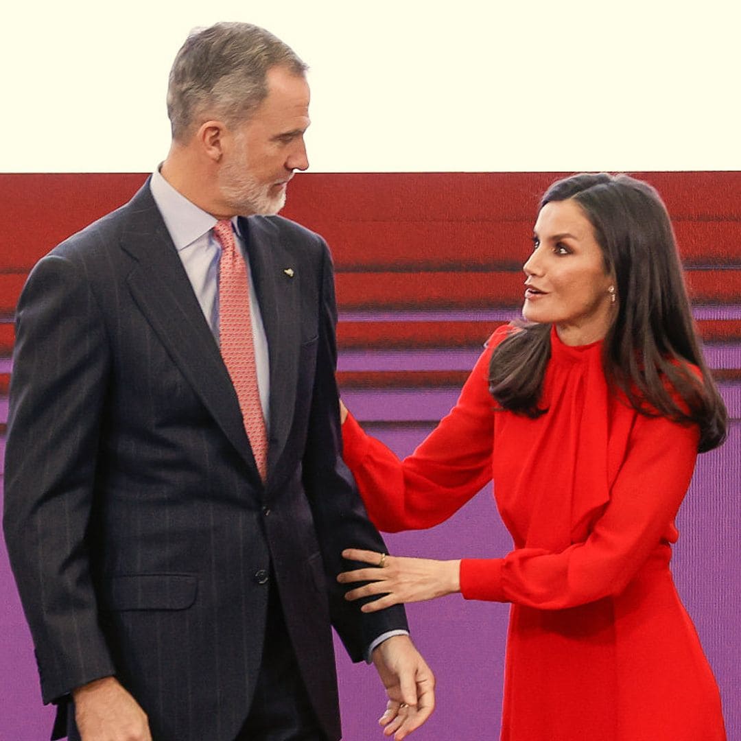 La curiosa anécdota protagonizada por los reyes Felipe y Letizia, ¿qué está ocurriendo en esta imagen?