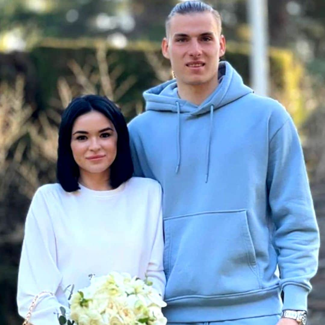 La singular boda (en chándal) del portero del Real Madrid, Andrey Lunin con su novia Anastasia Tamazova