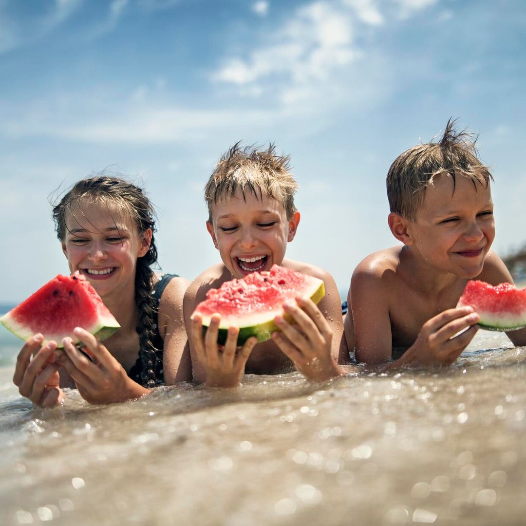 Cómo lograr que los niños coman sano en verano