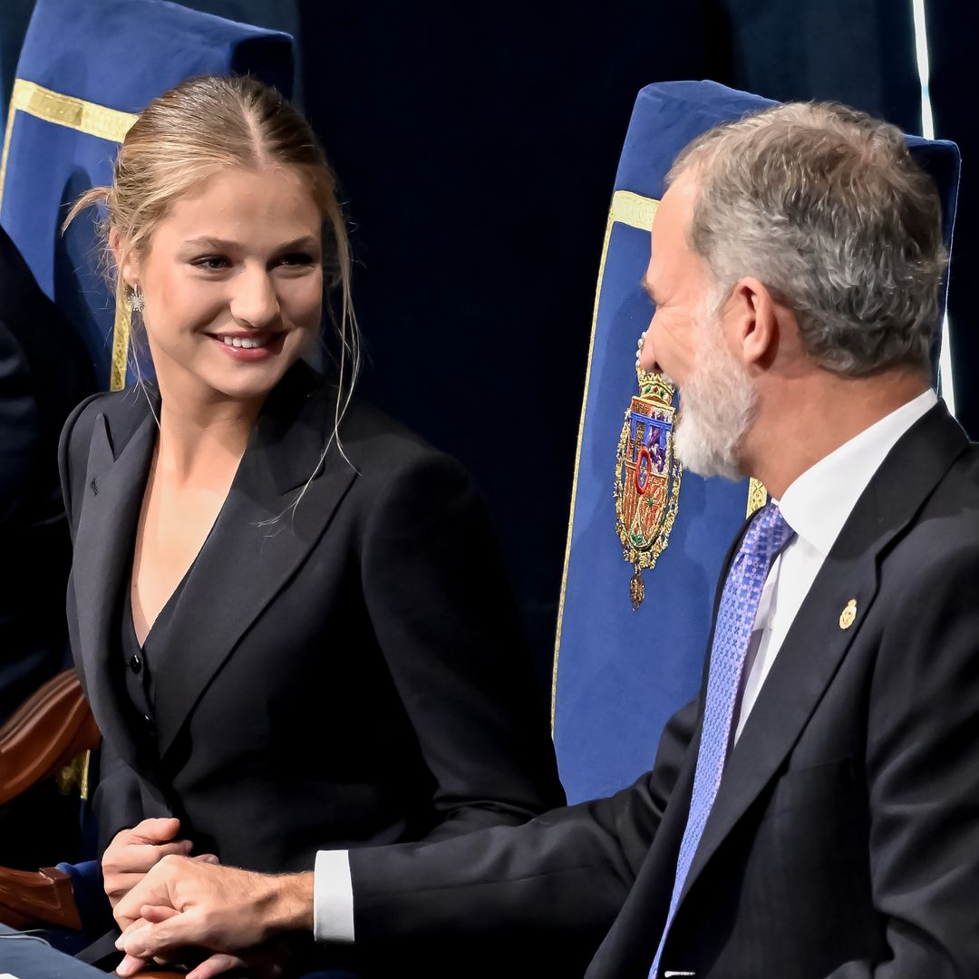 El abrazo que no se ha visto entre el rey Felipe y la princesa Leonor con el que se cierra un capítulo