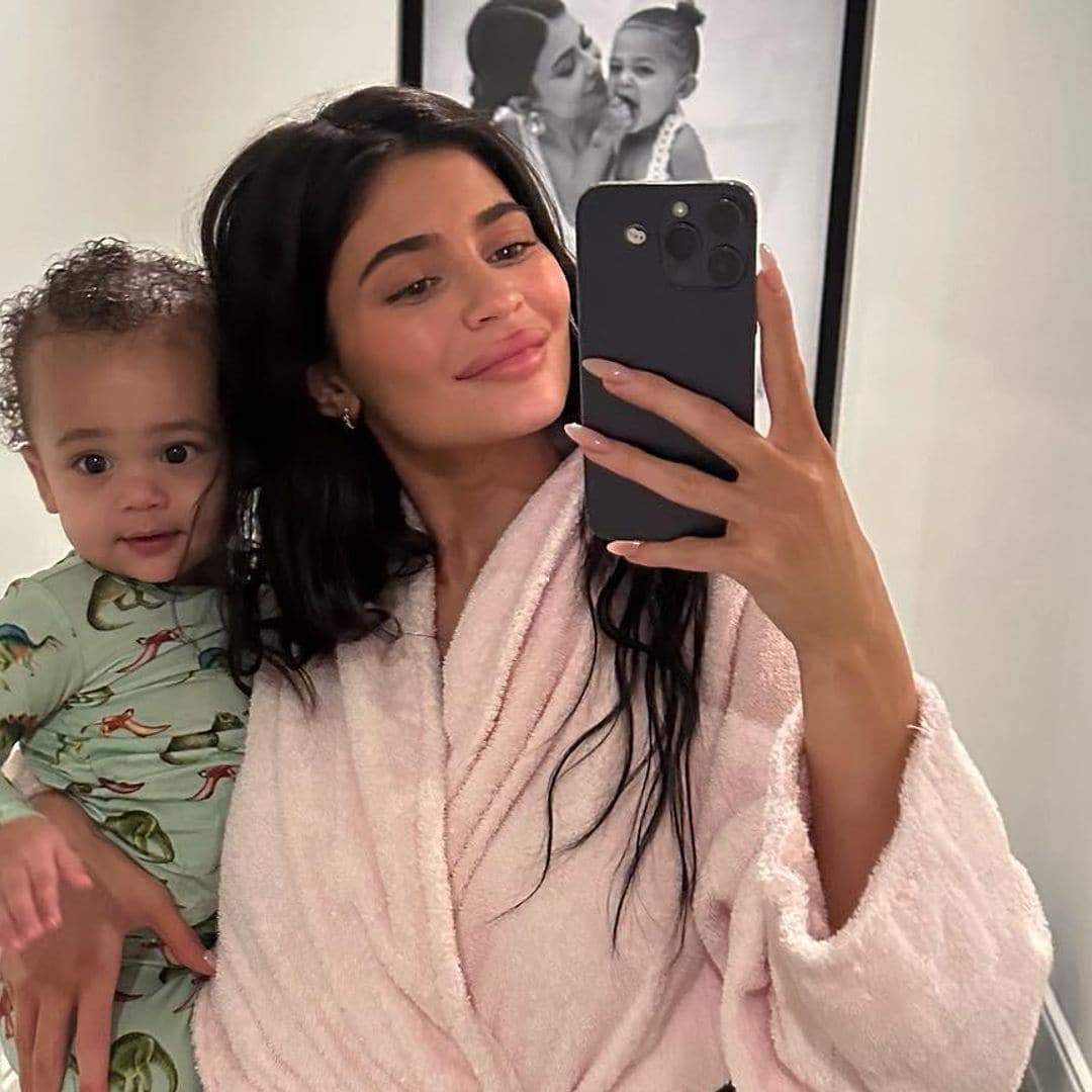 Kylie Jenner cambia legalmente el nombre de su bebé de 16 meses: ¿es posible algo así en España?