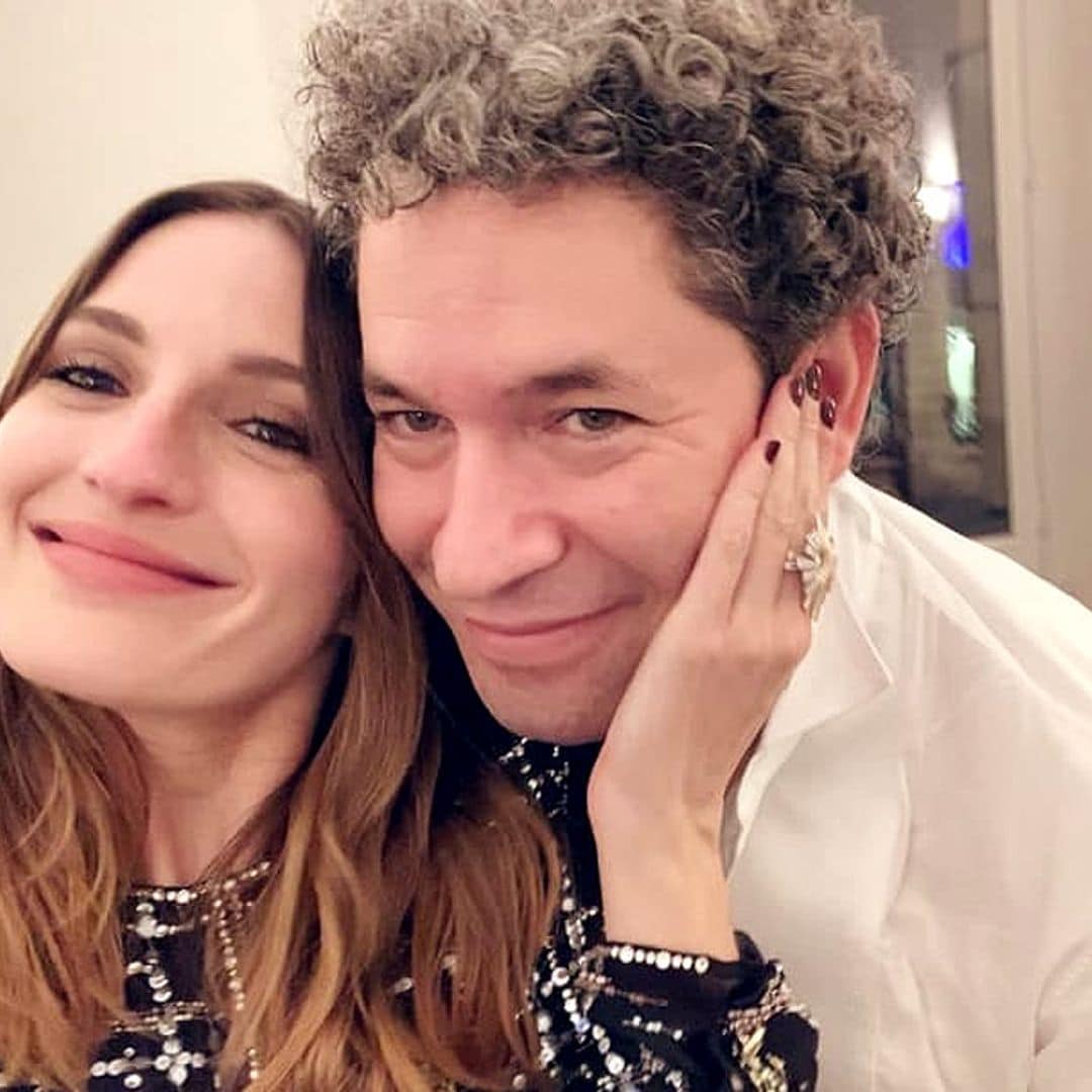 María Valverde, más romántica que nunca, presume del gran logro de su marido, Gustavo Dudamel