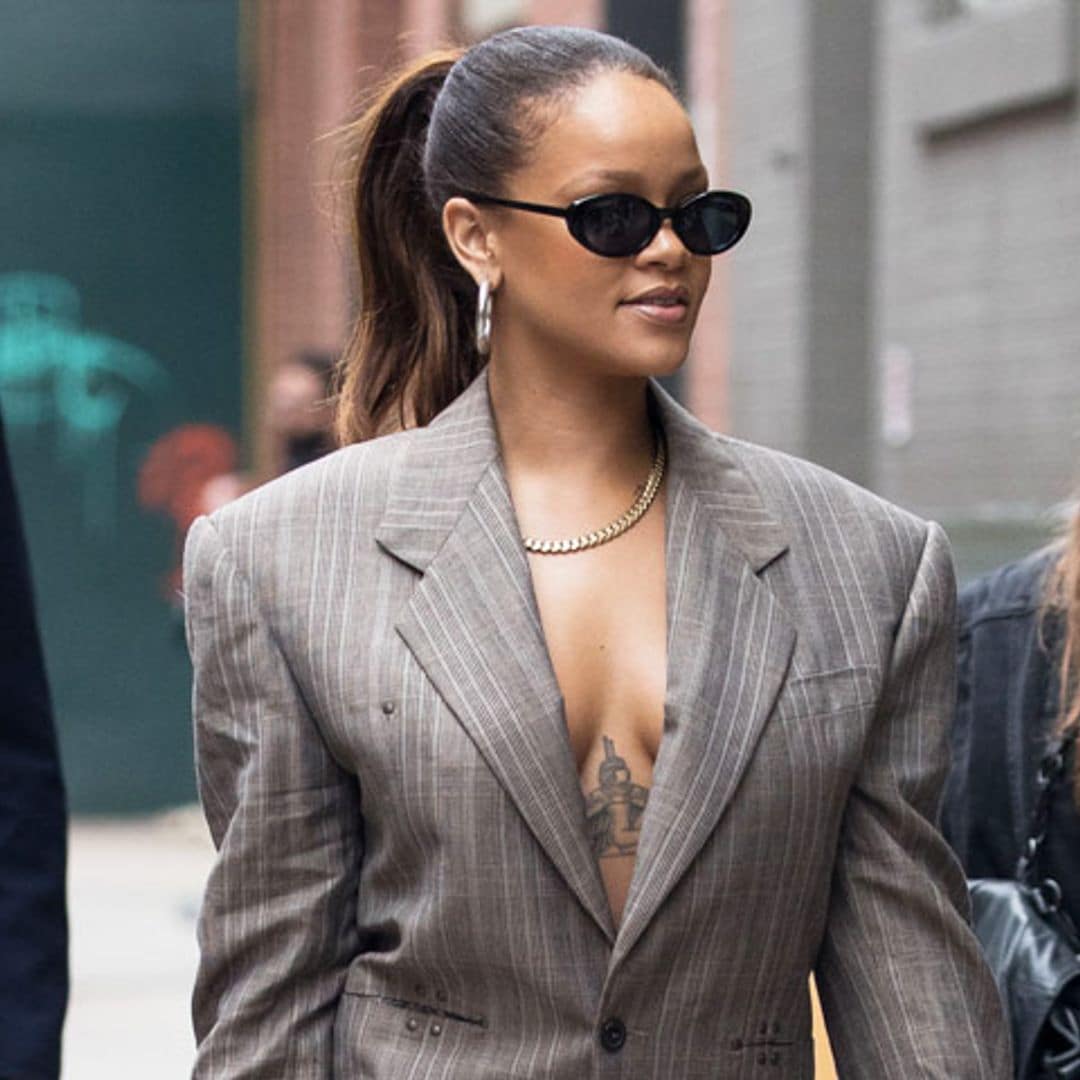 Rihanna, o por qué este otoño necesitarás una de estas 10 'blazers' puramente masculinas