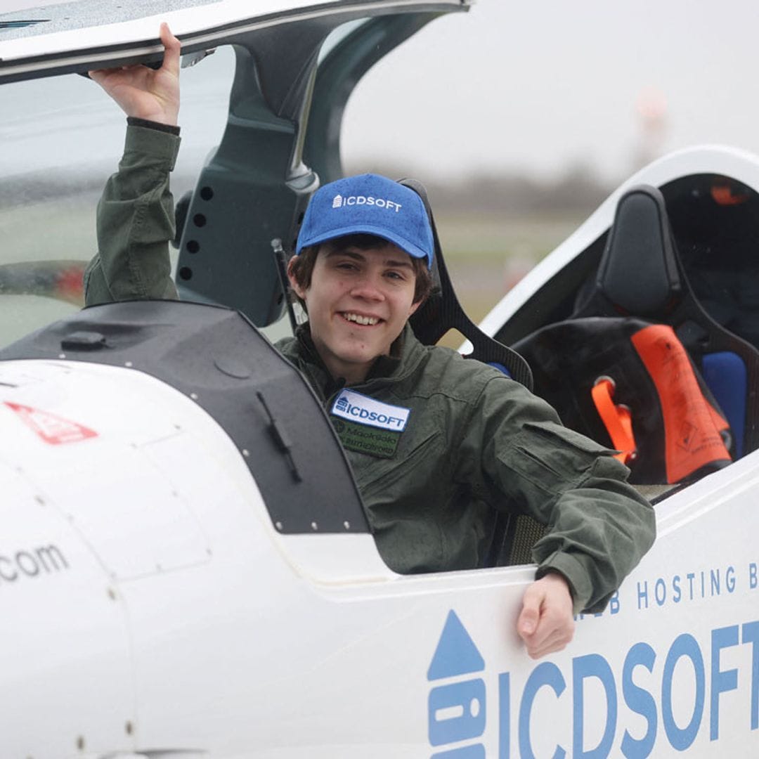 La proeza de Mack Rutherford, el niño de 16 años que dará la vuelta al mundo pilotando su propio avión