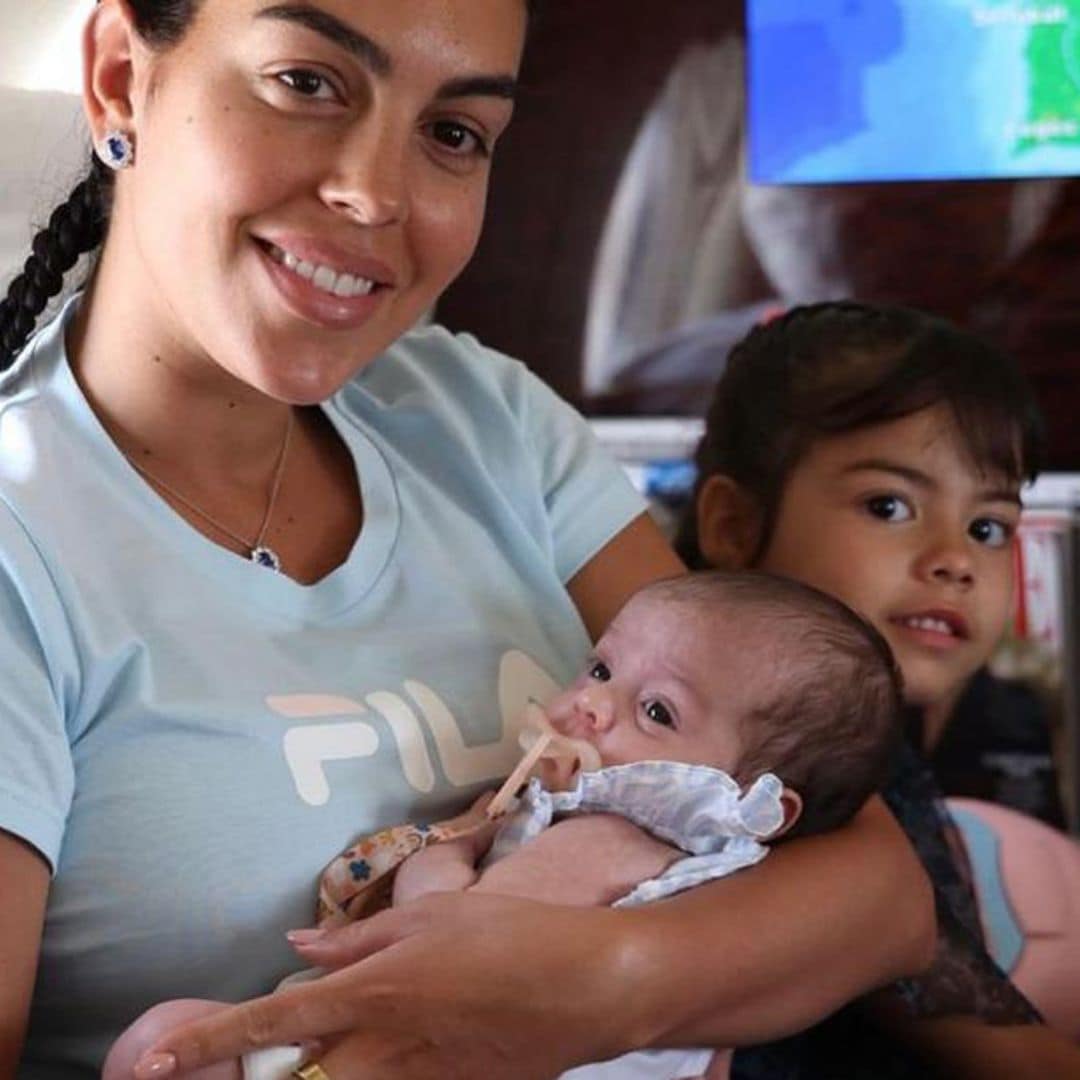 ¡Qué mayor! La foto de Bella Esmeralda, hija de Georgina y Cristiano, que refleja su gran parecido con una de sus hermanas