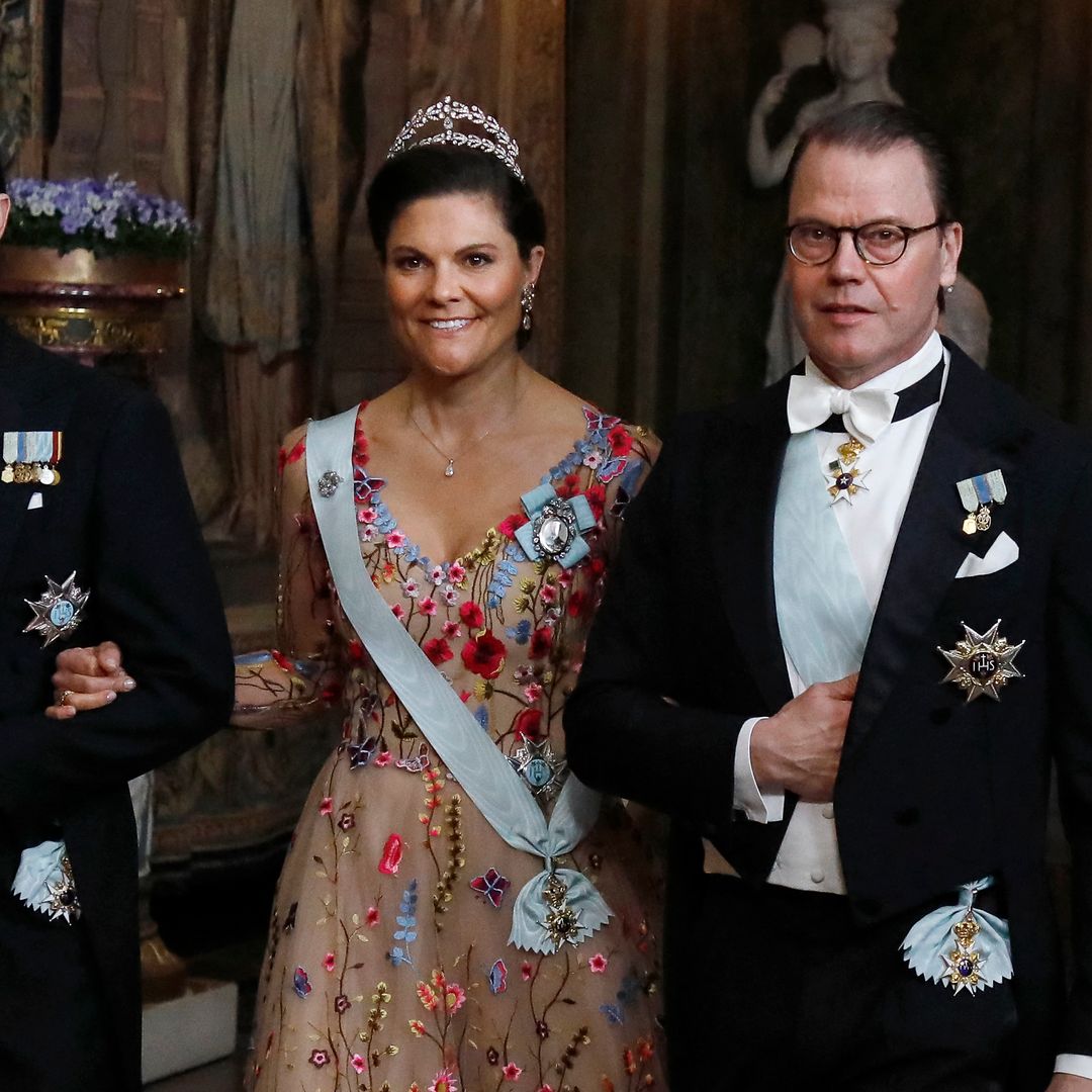 Victoria de Suecia rescata el vestido de su X aniversario (tiene conexión con la reina Letizia)