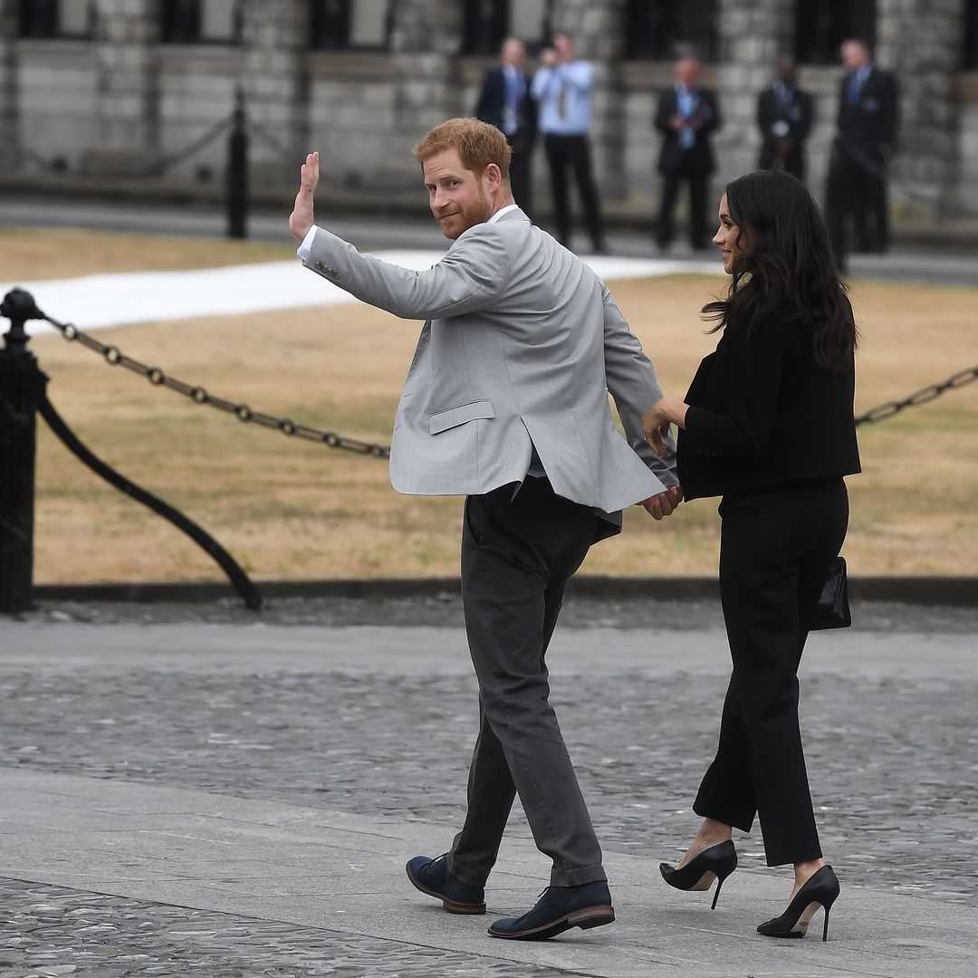 El Palacio de Buckingham aclara el lío de la foto con la que felicitaron al príncipe Harry por su 40 cumpleaños