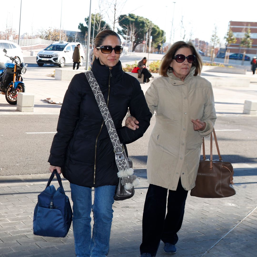 Natalia Figueroa y Alejandra Martos cuentan la última hora del estado de salud de Raphael y aclaran si le darán el alta hoy