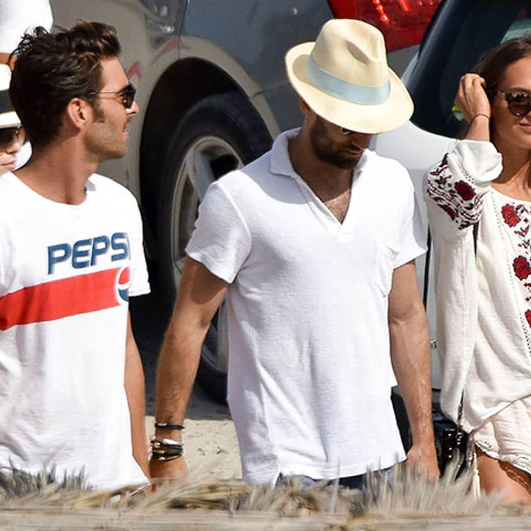 Jon Kortajarena, anfitrión de Alicia Vikander en Ibiza