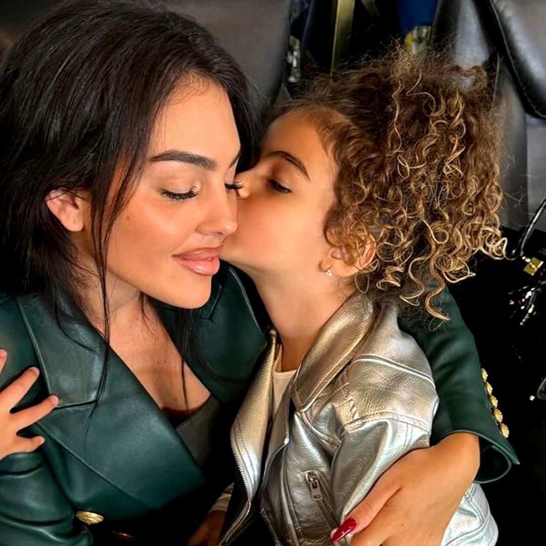 Georgina comparte las fotos más cariñosas con sus hijos y llama la atención el gran cambio de Cristiano Jr.