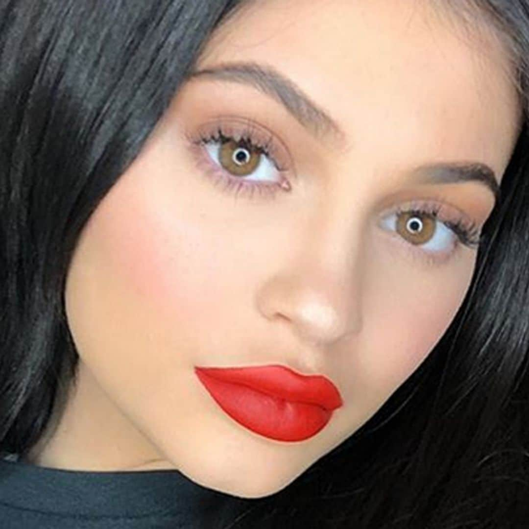 Los nuevos labiales de Kylie Jenner y otros cosméticos que debes comprar estas rebajas