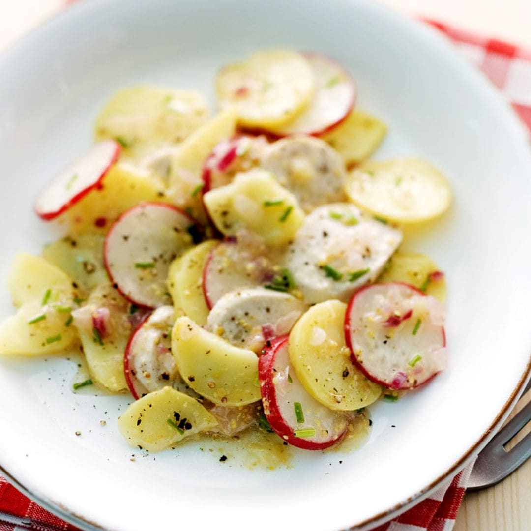 Ensalada de patata, 'mozzarella' y rabanitos