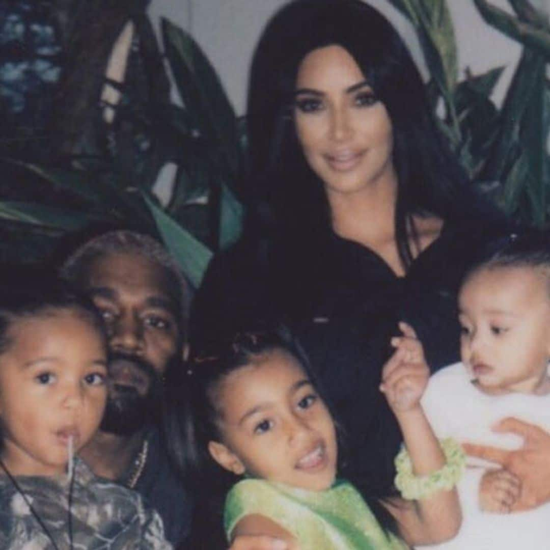 Kim Kardashian revela cuál de sus hijos filtró noticias sobre su bebé número 4