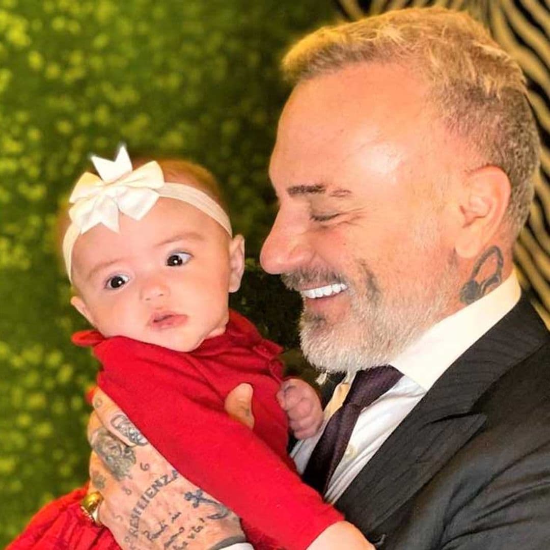 ¡Vestidos de hadas y cantando villancicos! Gianluca Vacchi y su hija Blu dan la bienvenida a la Navidad en Milán