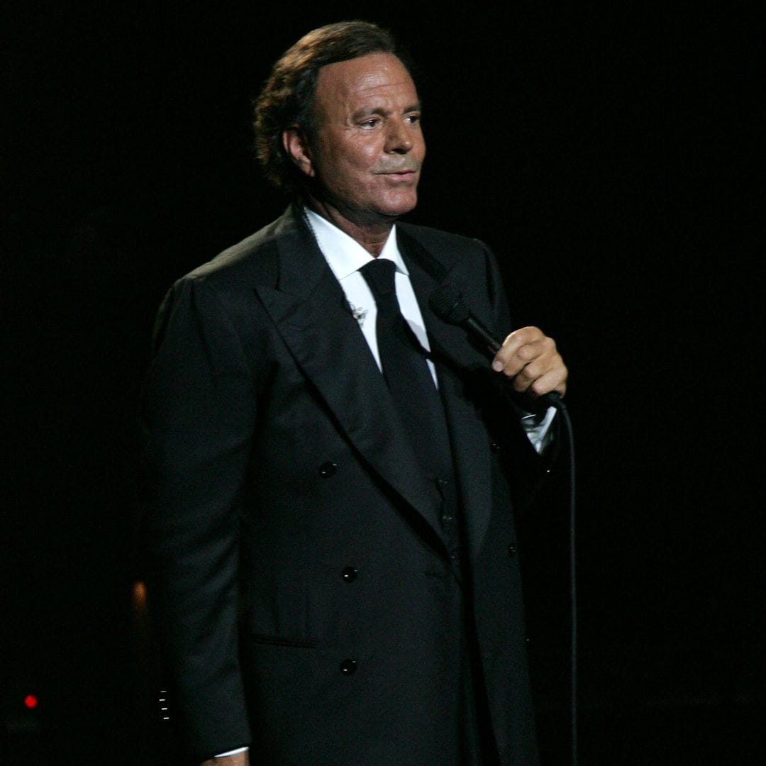 Julio Iglesias desmiente los rumores sobre su carrera: 'Me he levantado con la falsa noticia de que me retiro'