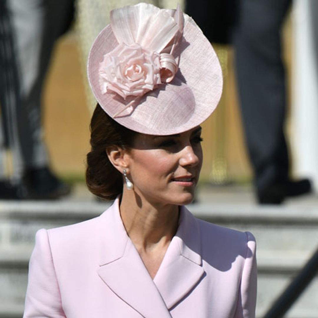 Un look muy 'Kate': La duquesa de Cambridge recupera su imagen más sofisticada