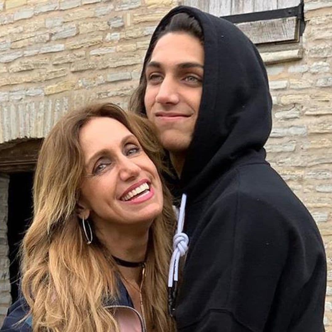 Lili Estefan celebra con orgullo el Día Nacional de los Hijos