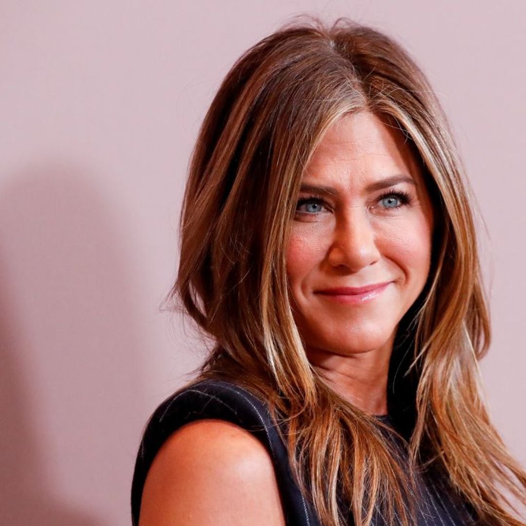 Jennifer Aniston da una sorpresa a sus fans en un escenario insuperable