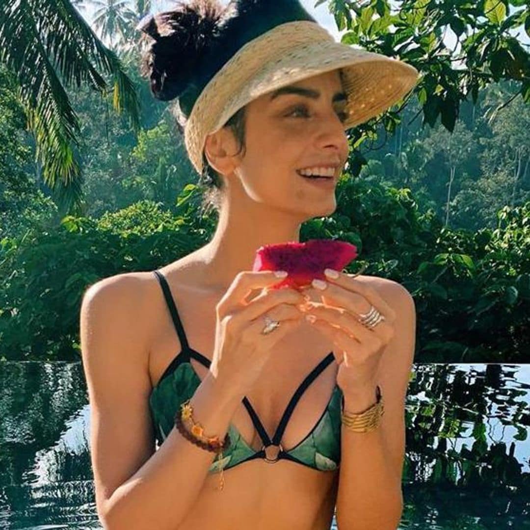 Aislinn Derbez comparte increíble foto en bikini desde su lugar favorito ¡y no podemos parar de verla!