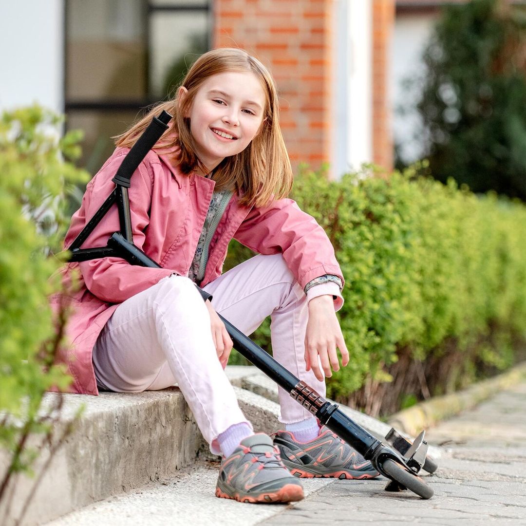 ¿Cómo prevenir riesgos si tu hijo usa patinete?