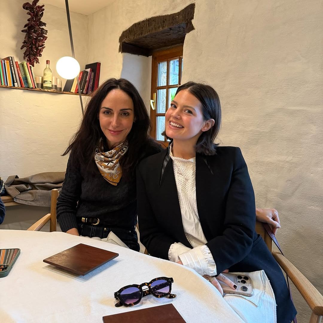 Isabelle Junot con Amparo Corsini