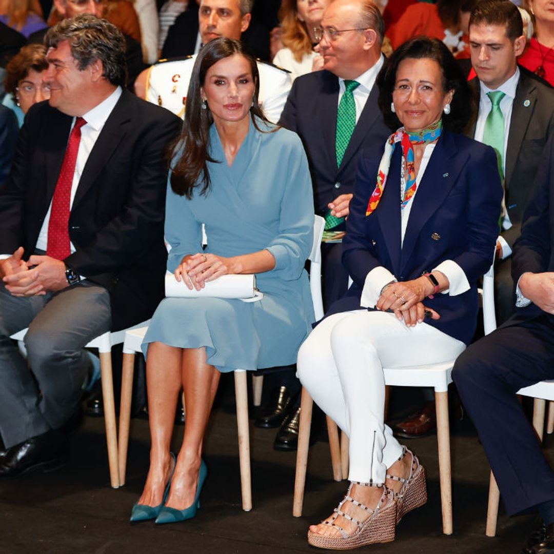 La reina Letizia apoya una bonita iniciativa social de empleados de banca junto a Ana Botín