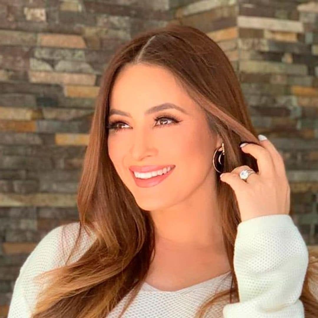 Cynthia Rodríguez comparte la primera foto presumiendo su ‘baby bump’