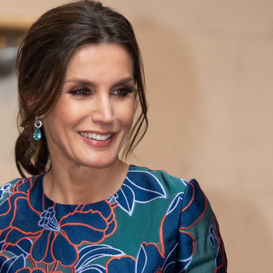 Doña Letizia triunfa en Londres con un nuevo vestido floral sin precedentes