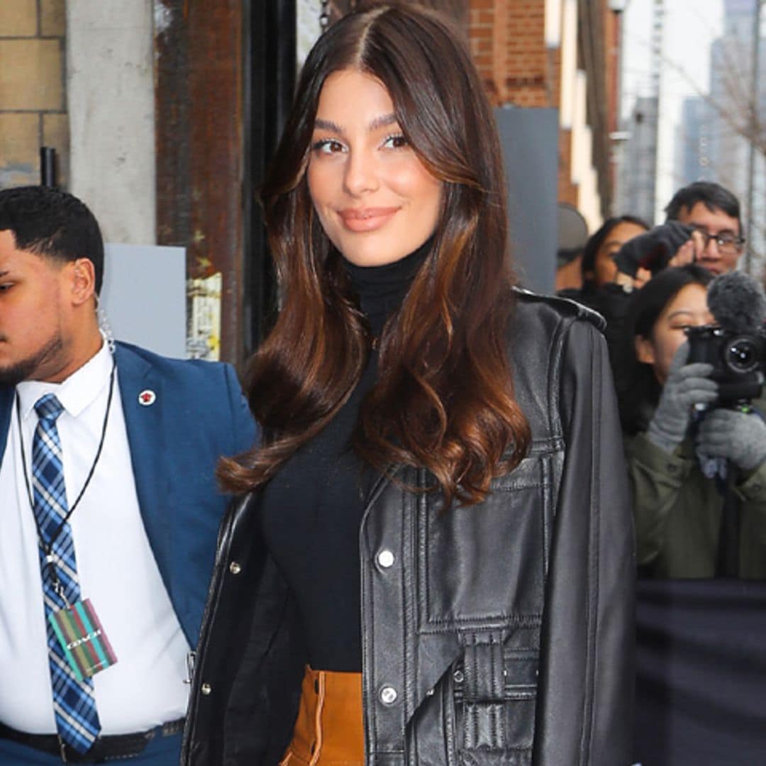 El último fichaje de Camila Morrone: la falda preferida de las 'royals' europeas