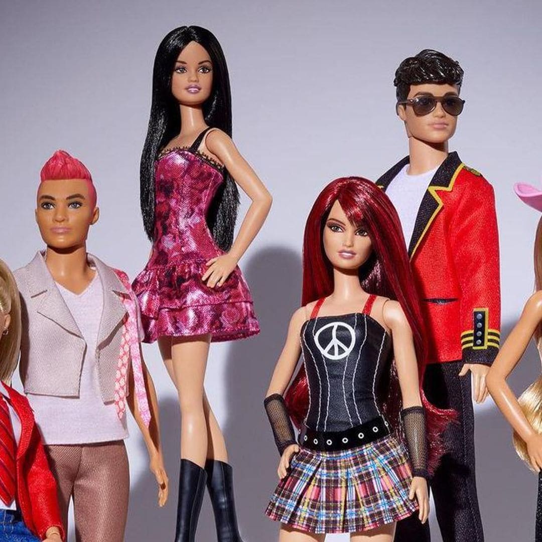 Barbie lanza una nueva version de munecas inspiradas en RBD HOLA