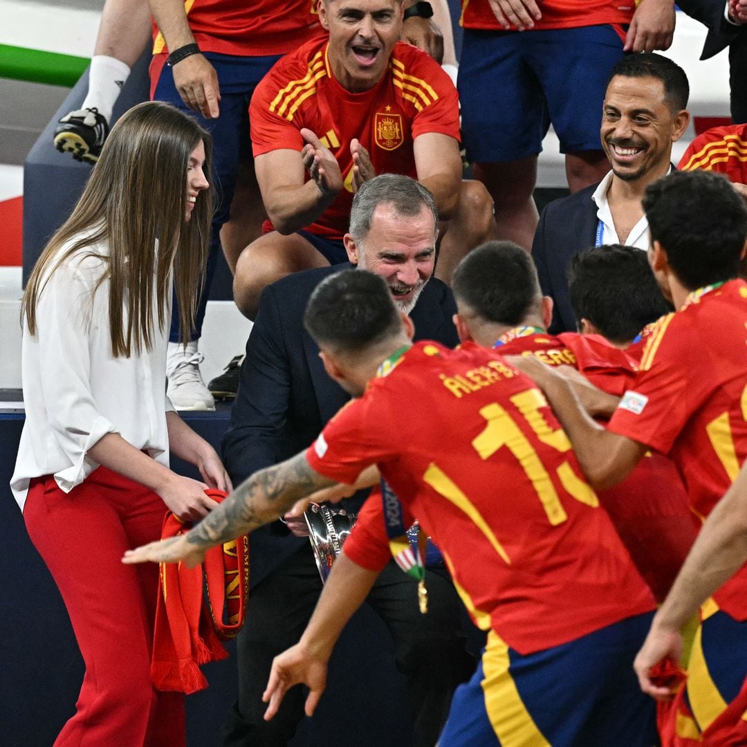 Las imágenes de la celebración del rey Felipe y la infanta Sofía con la selección española