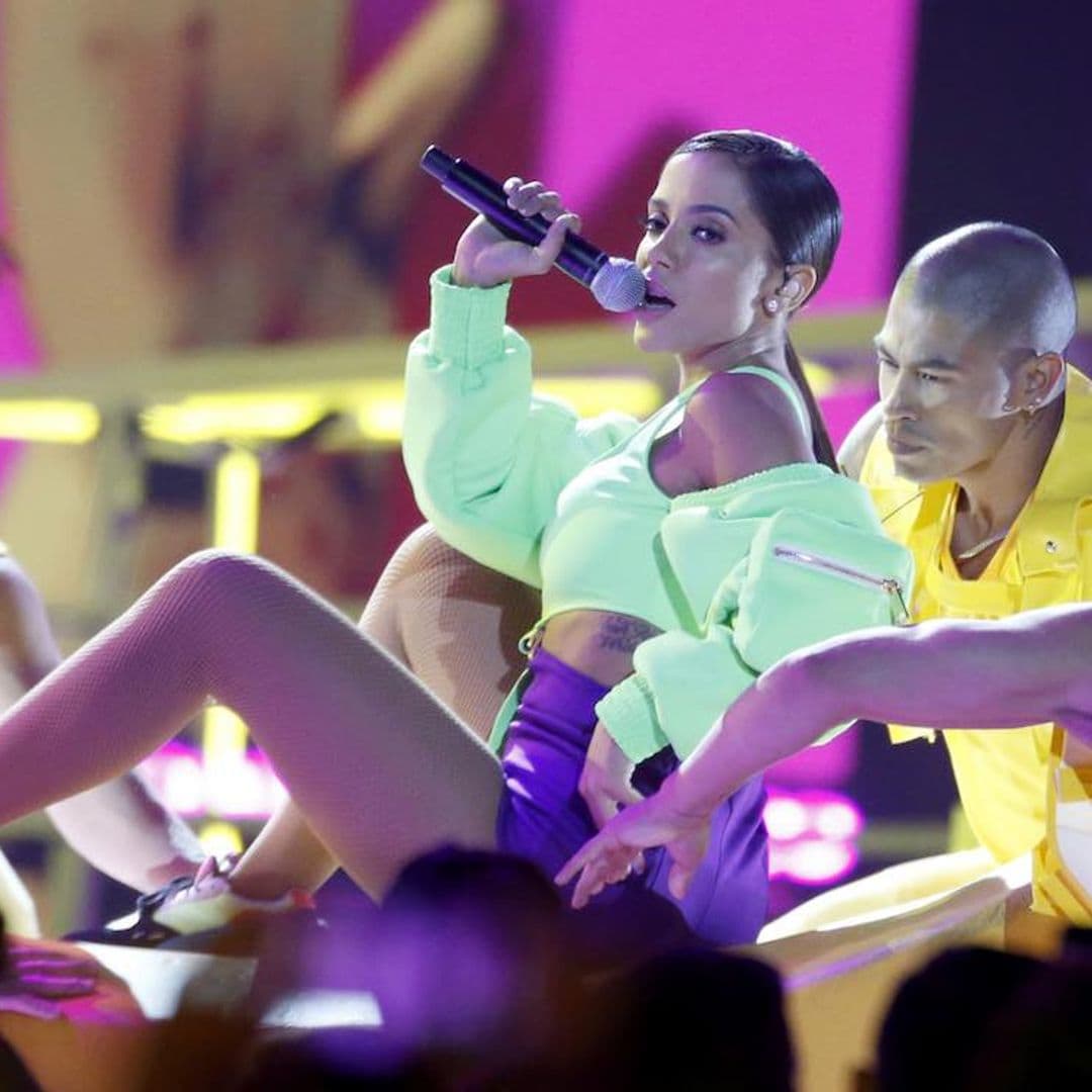 Anitta y Becky G. 'incendiaron' el escenario de la gala Billboard Latin y Rosalía puso el acento español