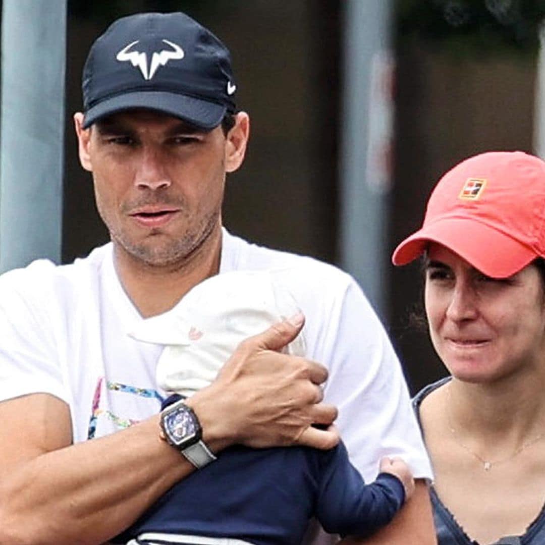 Rafa Nadal y Mery Perelló, las imágenes de su viaje a Australia con su bebé de tres meses