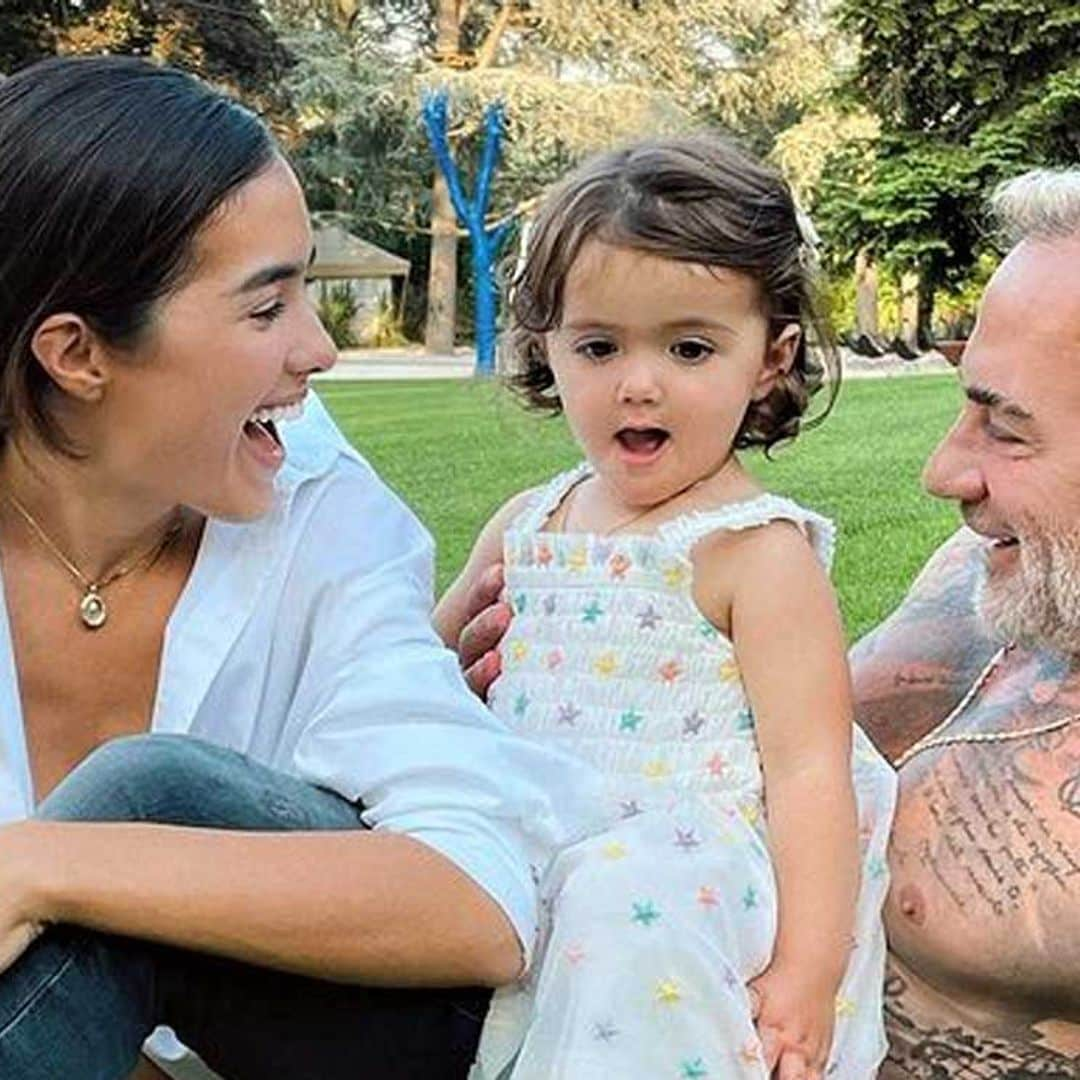 La impresionante fiesta de cumpleaños de la hija de Gianluca Vacchi, ¡con 'La bella y la bestia' y fuegos artificiales!